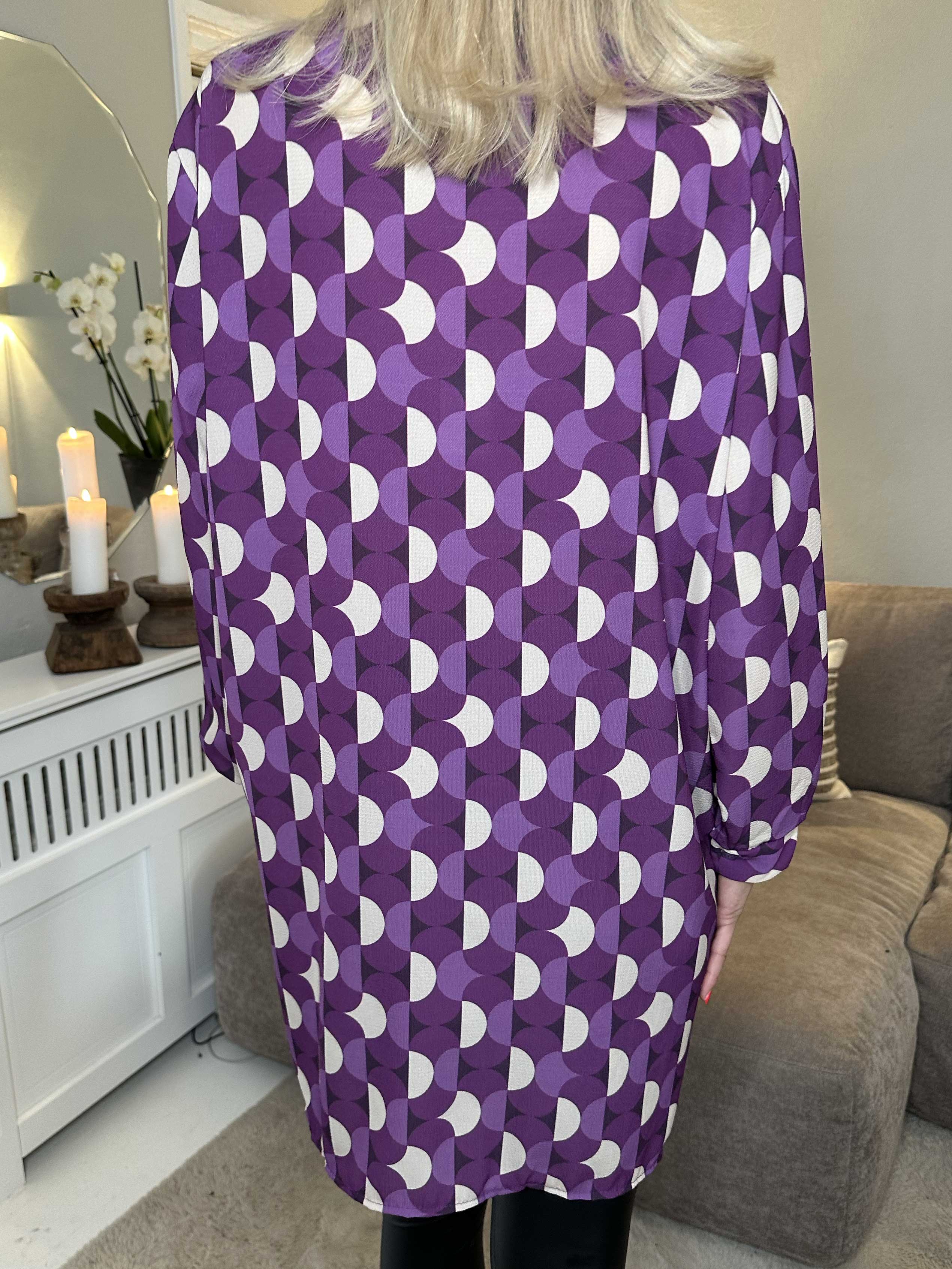 Abigail Pattern - Mønstret skjortekjole